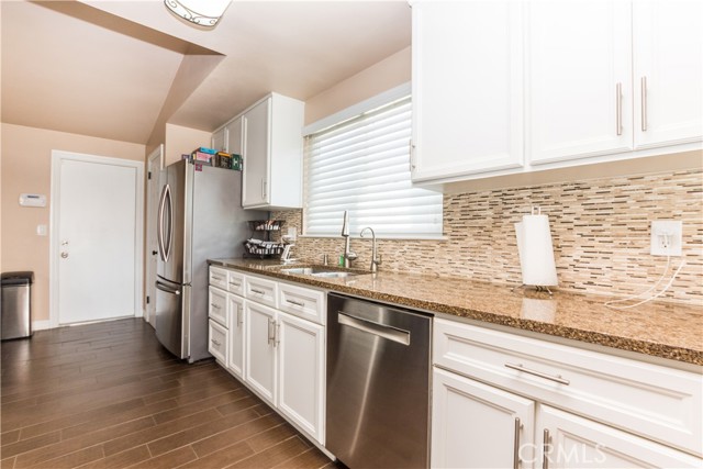 8195 Valley View Street, Buena Park CA: https://media.crmls.org/medias/0b587f49-74bb-4a26-807a-a7ee9c066b94.jpg