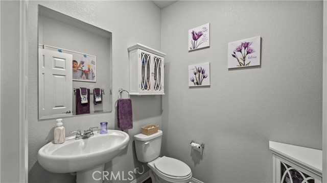 Detail Gallery Image 23 of 41 For 24897 Miners View Ln, Moreno Valley,  CA 92557 - 4 Beds | 2/1 Baths