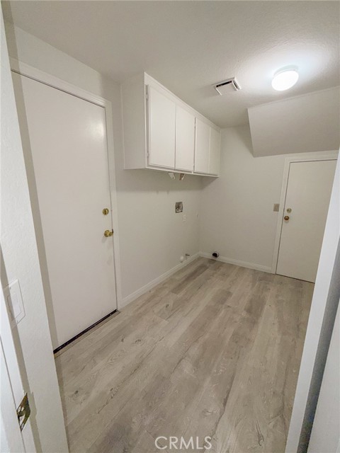 Detail Gallery Image 6 of 55 For 5018 Evanwood Ave, Oak Park,  CA 91377 - 4 Beds | 2/1 Baths