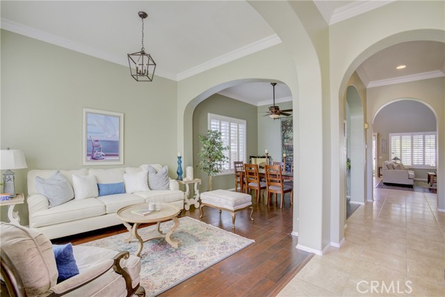 Detail Gallery Image 6 of 49 For 31972 Calle Balareza, Temecula,  CA 92592 - 4 Beds | 2/1 Baths