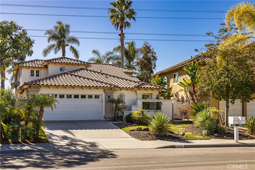 1736 Blackbird Circle