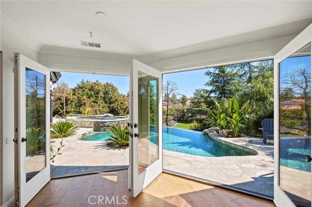 41480 Luz Del Sol, Temecula CA: https://media.crmls.org/medias/0b5ac75c-e3cb-4a8f-bb66-a359407b41fe.jpg