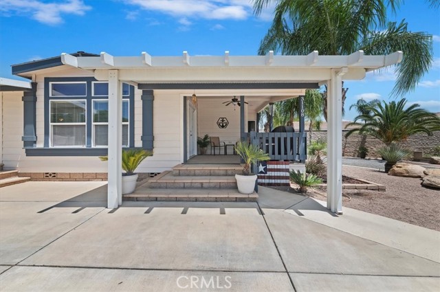 Detail Gallery Image 8 of 44 For 31108 Quail Hollow Cir, Homeland,  CA 92548 - 3 Beds | 2 Baths