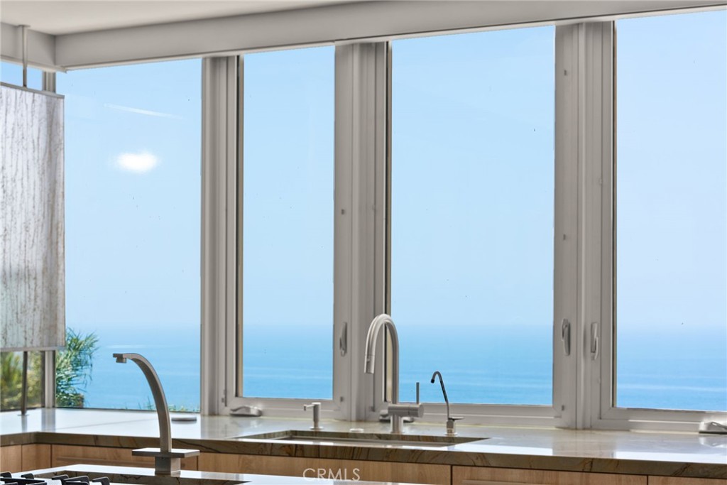 0b5b3f86 7818 4a22 96e4 1f61415f45a1