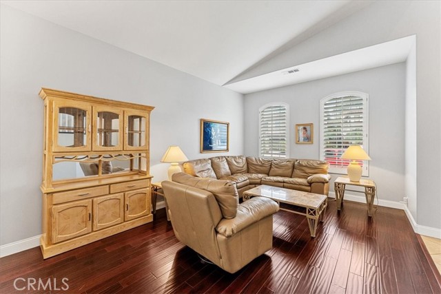 Detail Gallery Image 7 of 33 For 11729 Sleeper, Tustin,  CA 92782 - 4 Beds | 3/1 Baths