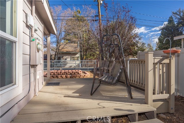 Detail Gallery Image 11 of 34 For 460 Sunset Ln, Sugarloaf,  CA 92386 - 3 Beds | 2 Baths