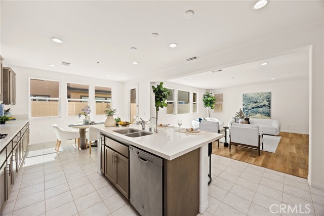 16114 Almond Avenue, Chino CA: https://media.crmls.org/medias/0b5d900f-fac5-442a-8a3b-ccd2f8cc27a9.jpg