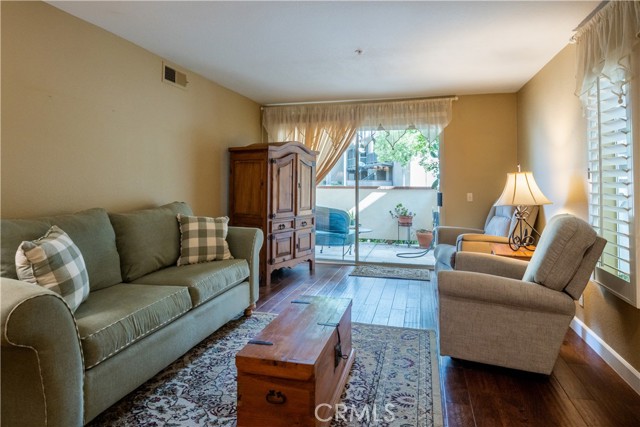 Detail Gallery Image 6 of 10 For 8506 E Baker Hill Rd a,  Orange,  CA 92869 - 2 Beds | 2 Baths