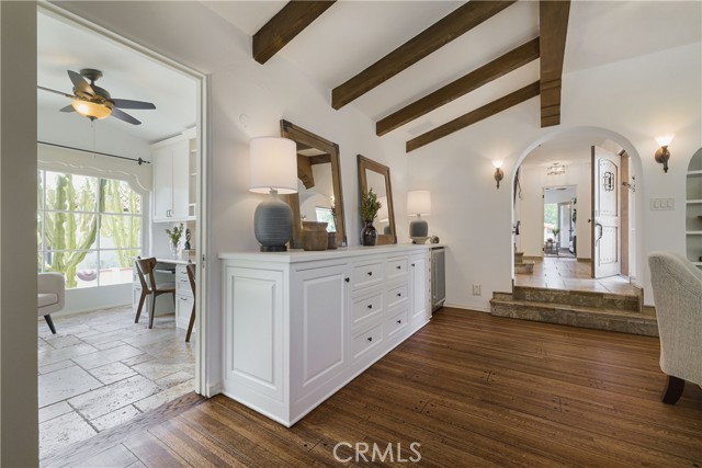 Detail Gallery Image 10 of 63 For 516 E Stocker St, Glendale,  CA 91207 - 4 Beds | 3 Baths