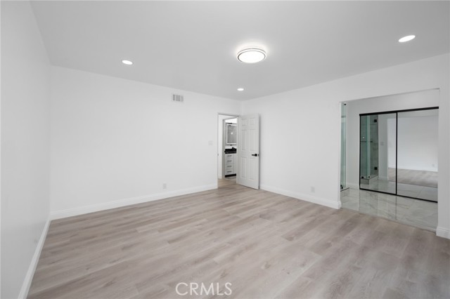 Image 19 of 25 For 2086 Mori Lane