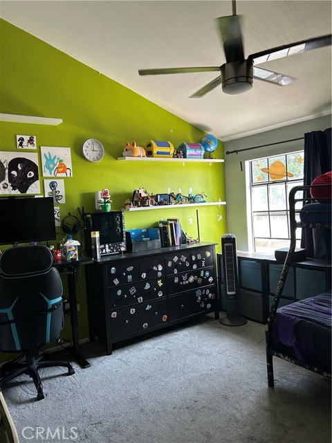 10591 Lakeside S Drive, Garden Grove CA: https://media.crmls.org/medias/0b5e5197-c00d-4909-9fbc-c019ad2f0351.jpg