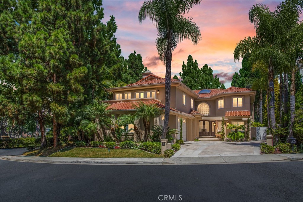1 Canyon Court