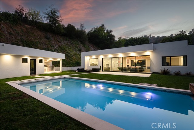 9924 Liebe Drive, Beverly Hills CA: https://media.crmls.org/medias/0b5eaa92-c9b2-42e0-a591-65c696497b2f.jpg
