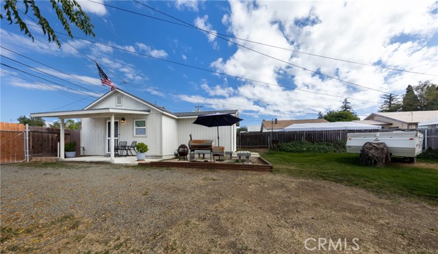 35134 Avenue C, Yucaipa CA: https://media.crmls.org/medias/0b5f2e45-46ad-4842-b93e-21f3a69c68aa.jpg