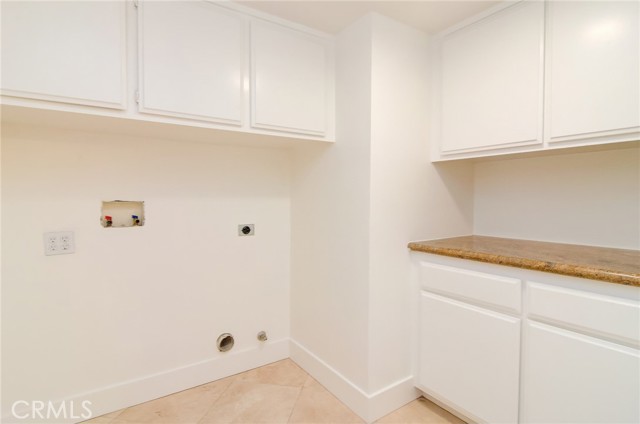 Detail Gallery Image 16 of 36 For 27 Earlymorn, Irvine,  CA 92614 - 4 Beds | 2/1 Baths