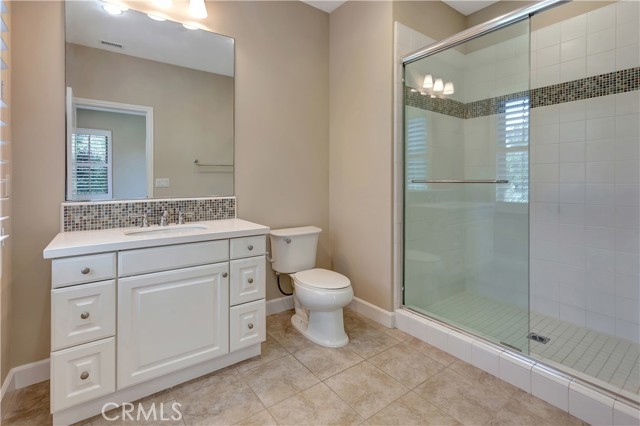 63 Sycamore Bend, Irvine CA: https://media.crmls.org/medias/0b609834-b3cb-4117-8165-654dc3310e42.jpg