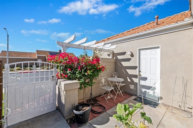 28148 Palm Villa, Menifee CA: https://media.crmls.org/medias/0b627271-41e2-4d43-8dab-dc6164a0c180.jpg