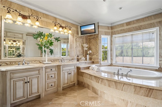 Detail Gallery Image 45 of 68 For 1117 Encanto Dr, Arcadia,  CA 91007 - 6 Beds | 6/1 Baths