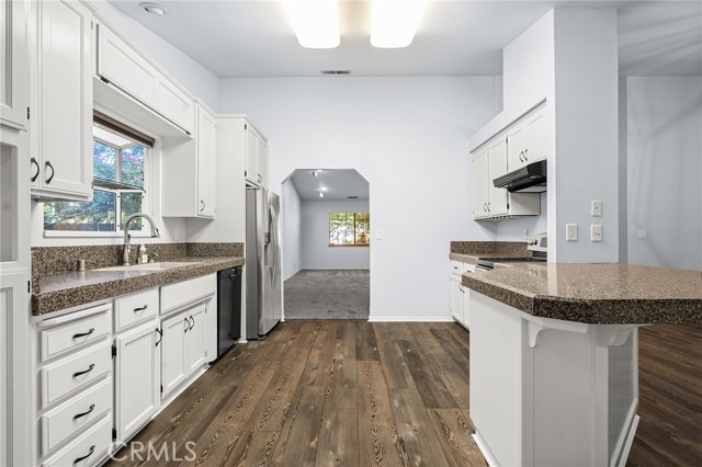 Detail Gallery Image 15 of 61 For 493 Autumn Gold Dr, Chico,  CA 95973 - 4 Beds | 2 Baths