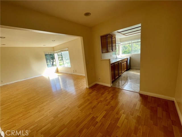 Detail Gallery Image 8 of 15 For 32 Echo Run, Irvine,  CA 92614 - 2 Beds | 2 Baths