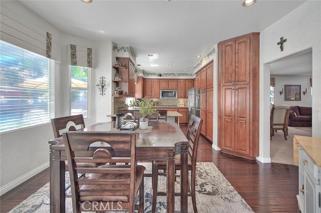 17402 Sara Lane, Chino Hills CA: https://media.crmls.org/medias/0b645664-c2ad-4572-b2f2-a4be5f010d43.jpg
