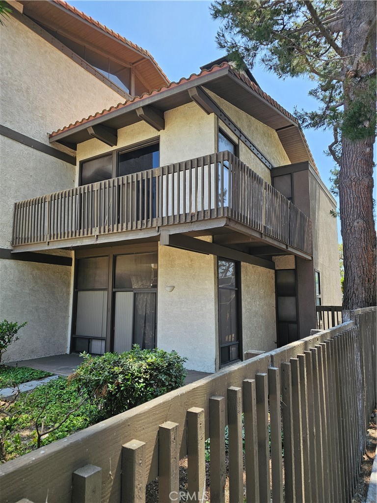 9201 Marina Pacifica