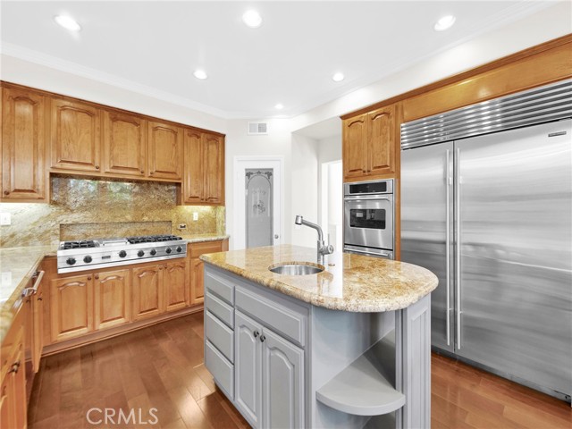 125 Heath Meadow Place, Simi Valley CA: https://media.crmls.org/medias/0b64d9c9-7e97-498a-8b20-75fc84ce92cf.jpg