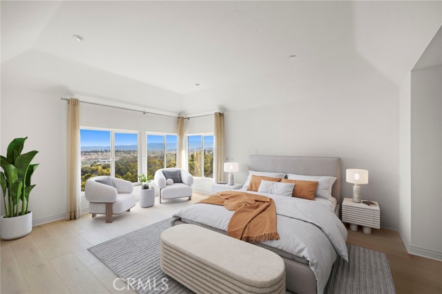 31 Saint Tropez, Newport Beach CA: https://media.crmls.org/medias/0b65799e-62a6-457d-a89f-bd79ce519a07.jpg