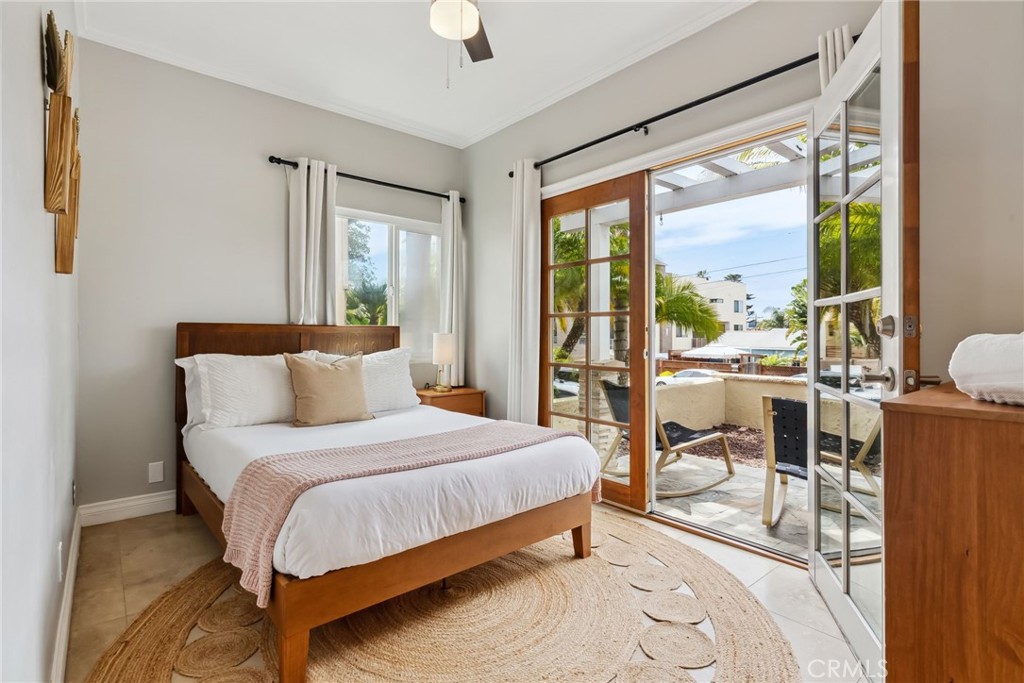 MLS #OC25184812 img 8