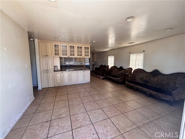 Detail Gallery Image 3 of 10 For 2413 Maynard Dr, Duarte,  CA 91010 - 3 Beds | 2 Baths