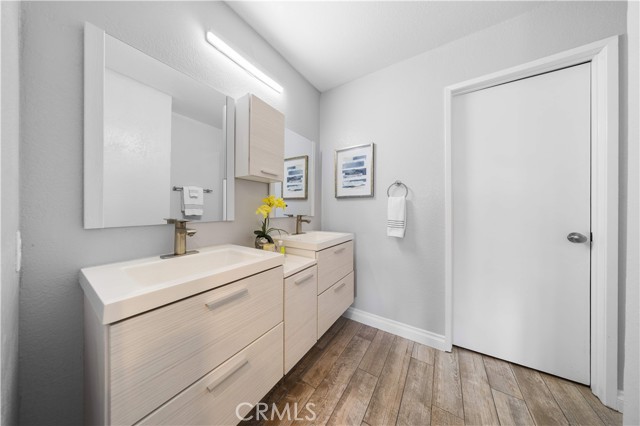 13199 Spire Circle, Chino Hills CA: https://media.crmls.org/medias/0b65e4a6-a25f-41df-891f-41fde2ef637c.jpg