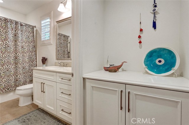 Detail Gallery Image 30 of 60 For 6845 Shadow Wood Dr, Moorpark,  CA 93021 - 5 Beds | 4/1 Baths