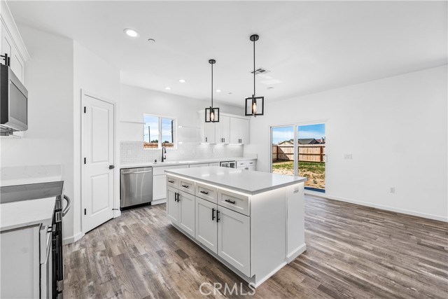 Detail Gallery Image 22 of 60 For 20349 90th St, California City,  CA 93505 - 4 Beds | 3 Baths