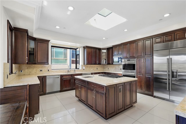 462 S Maple Drive, Beverly Hills CA: https://media.crmls.org/medias/0b670997-c580-4b02-a7ec-b38f21e05021.jpg