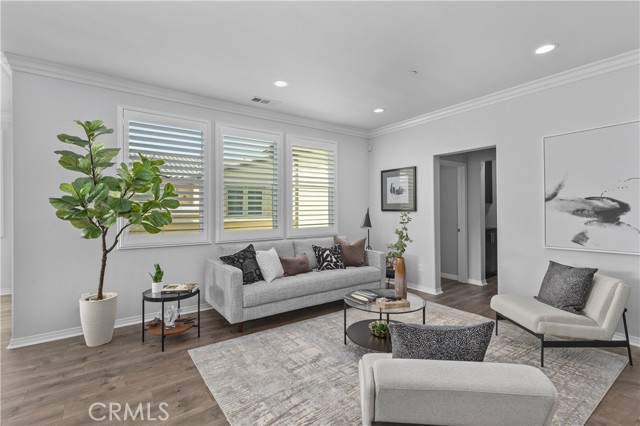 17557 Newland Street, Huntington Beach CA: https://media.crmls.org/medias/0b672510-ac2f-4509-b055-70ef33113658.jpg