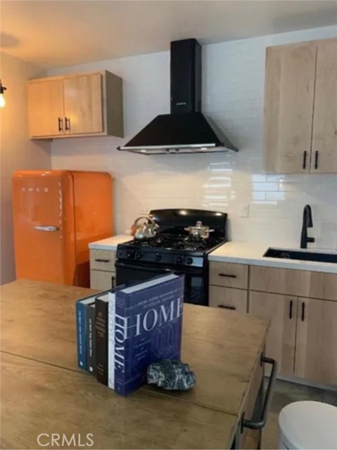 Detail Gallery Image 29 of 38 For 24131 Kittridge, West Hills,  CA 91307 - 5 Beds | 3 Baths