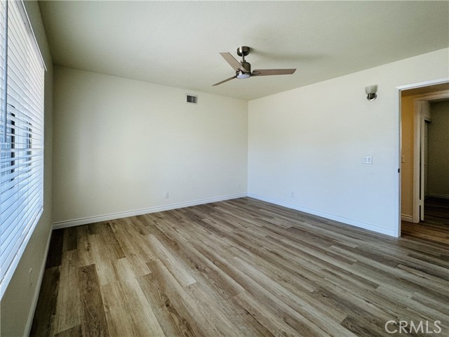 Detail Gallery Image 20 of 27 For 2105 E Petunia, Glendora,  CA 91740 - 3 Beds | 2 Baths