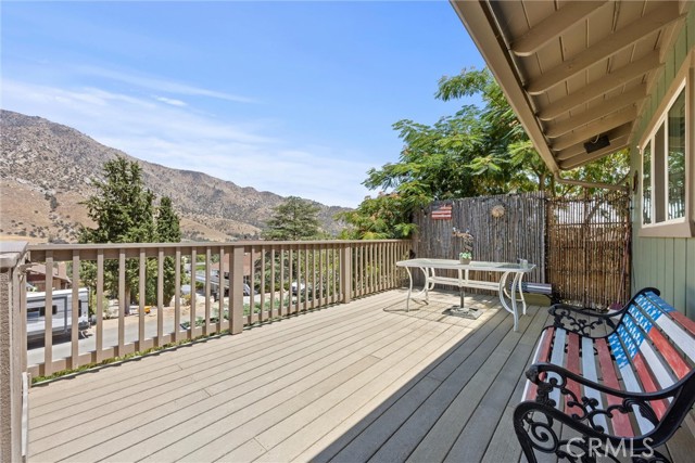 119 Pine Drive, Kernville CA: https://media.crmls.org/medias/0b67c10e-2ef0-4baf-8f6c-22b8ae903096.jpg
