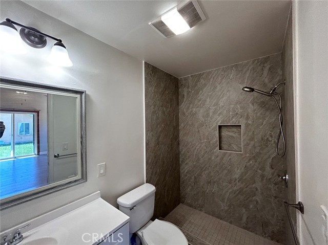 Detail Gallery Image 7 of 10 For 5452 Loma Ave a,  Temple City,  CA 91780 - 3 Beds | 2 Baths