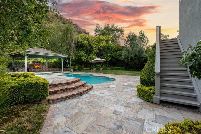 Detail Gallery Image 15 of 68 For 25502 Morning Mist Dr, Stevenson Ranch,  CA 91381 - 6 Beds | 5 Baths