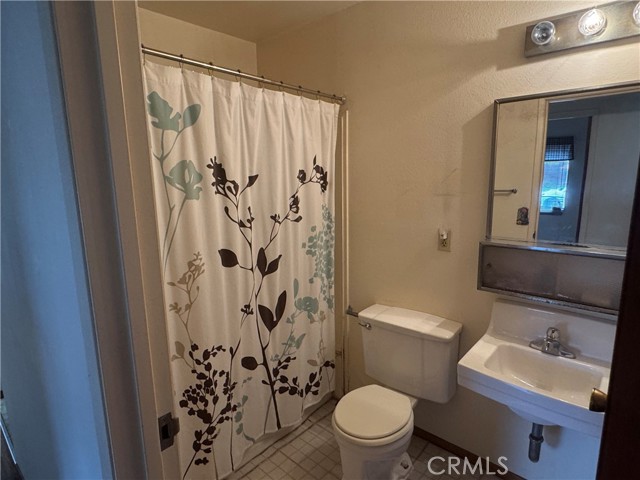 8841 Universe Avenue, Westminster CA: https://media.crmls.org/medias/0b699ff2-7fa8-42f5-bdc8-80715fb22219.jpg