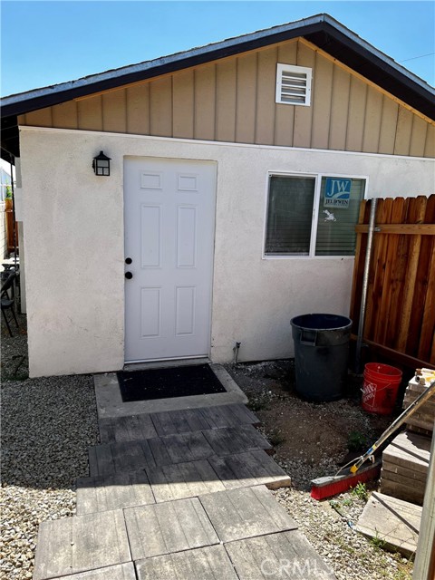 Detail Gallery Image 12 of 18 For 174 Maple Ave, Beaumont,  CA 92223 - 4 Beds | 2 Baths