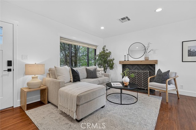 4333 Maury Ave, Long Beach, CA 90807 photo 4