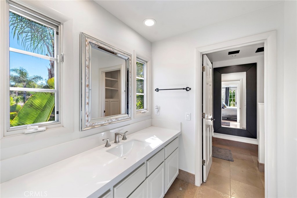 0b6a70f9 9d3f 4bc7 9797 C1e6fa60a07b