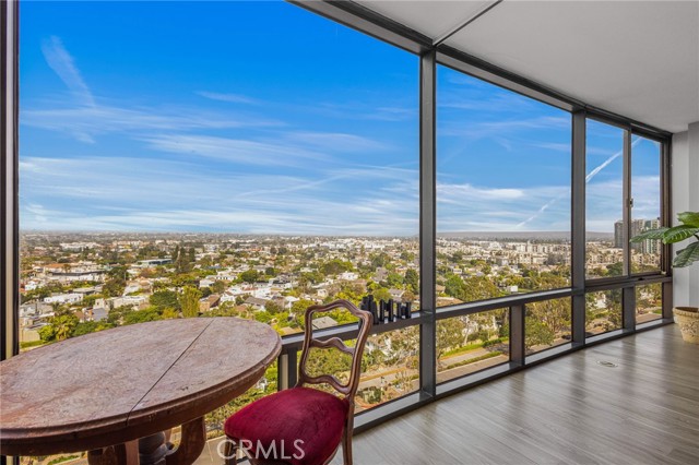 Front Image Thumbnail for CRPW26047666