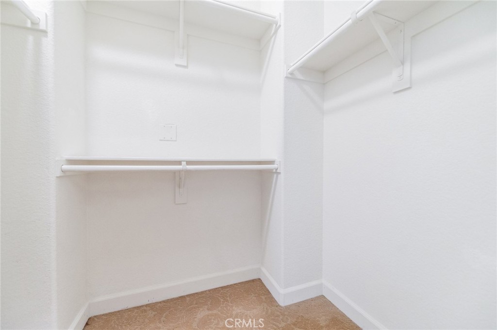 https://media.crmls.org/medias/0b6b8aea-f4e2-4eab-b7a7-4f3c92debc54.jpg?preset=X-Large