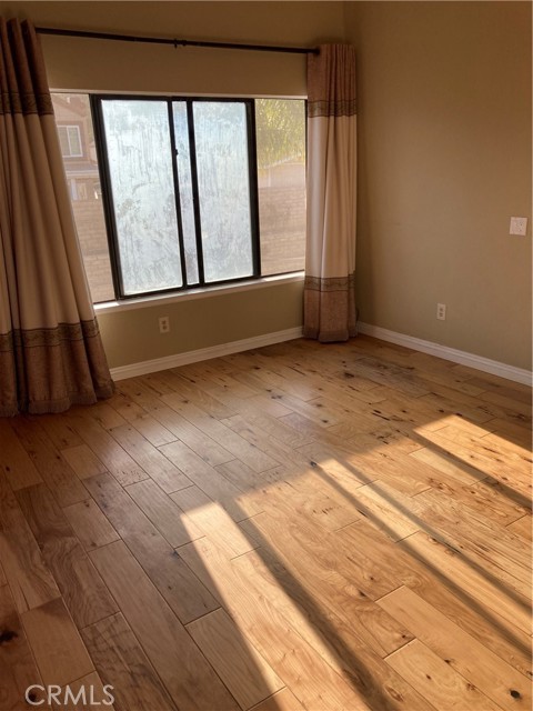 Detail Gallery Image 3 of 8 For 15 Silverwood Ln, Pomona,  CA 91766 - 3 Beds | 3 Baths