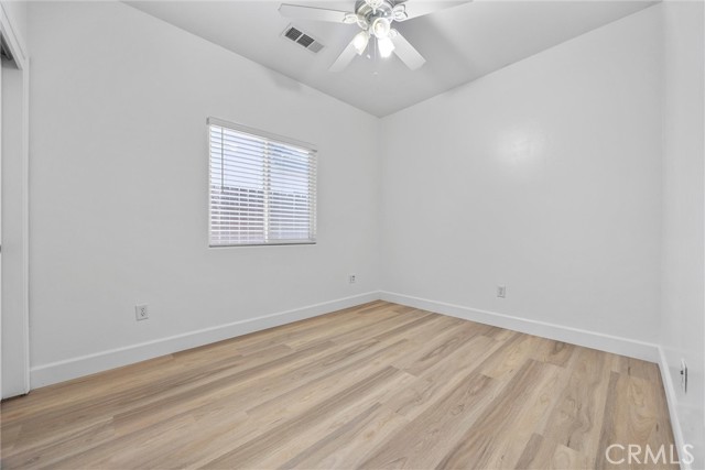 231 Sunny Meadow Drive, Bakersfield CA: https://media.crmls.org/medias/0b6be59c-4921-43d7-8c84-cf5725b9f35f.jpg