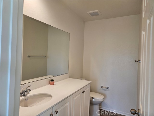 Detail Gallery Image 8 of 16 For 722 S Marcella Ave, Rialto,  CA 92376 - 3 Beds | 2/1 Baths