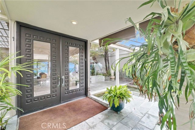 537 Dunnegan Place, Laguna Beach CA: https://media.crmls.org/medias/0b6c77d1-fde6-46ae-9aad-5a37c394bdb4.jpg